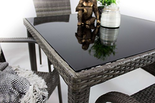 AVANTI TRENDSTORE - Arezzo small - Set da giardino in polirattan grigio, 4 sedie (dimensioni LAP 46x90x62 cm) e 1 tavolo con vetro nero (dimensioni LAP 90x74x90 cm) - 5