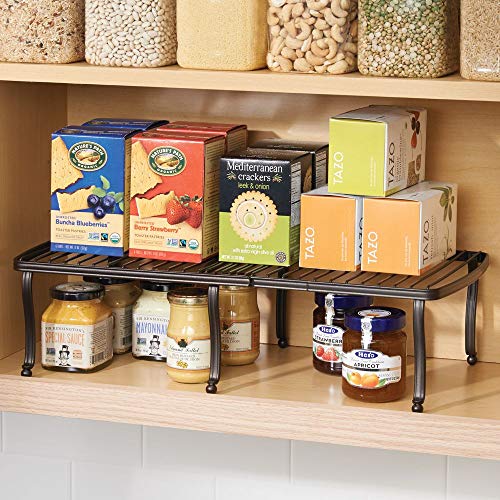 mDesign Porta Piatti e Porta Stoviglie – Scaffale Cucina Salvaspazio – Ripiani per ottimizzare gli spazi e sfruttare ogni centimetro – Allungabile – Acciaio rifinito in Bronzo - 3