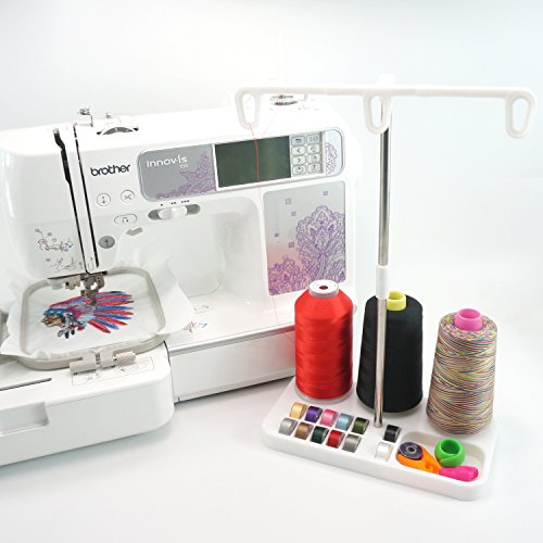 New brothread Supporto del Basamento Bobine Filo – 3 Bobine Stand di Filo per Ricamo, Cucito, Quilting e serger Macchina – Tre Colori per Le scelte – Bianco - 4
